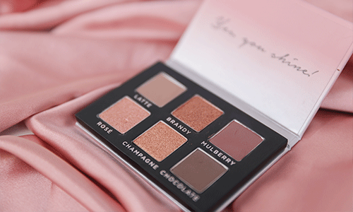 The Essentials Eye             Shadow Palette
